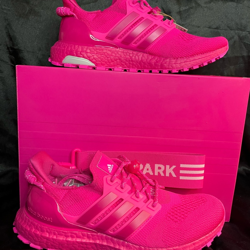 IVP ULTRABOOST OG Adidas Pink Running Shoes